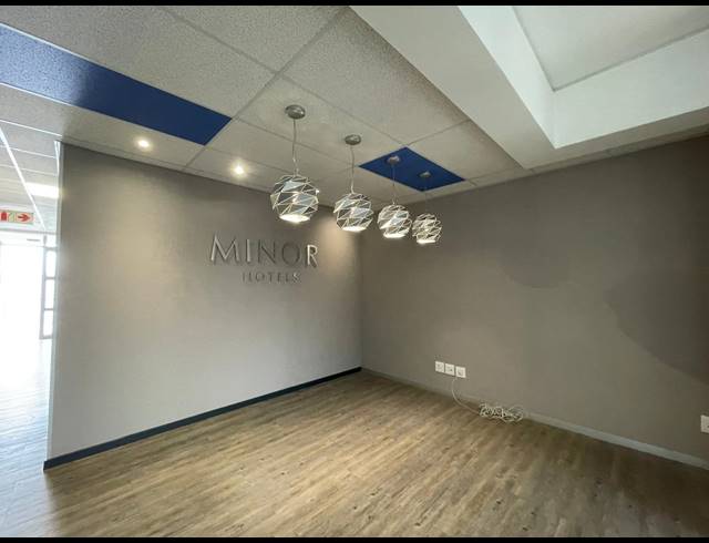 358M² OFFICE TO LET IN BRYANSTON